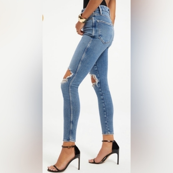 NWT GOOD AMERICAN GOOD CURVE SKINNY CROP - Picture 4 of 11